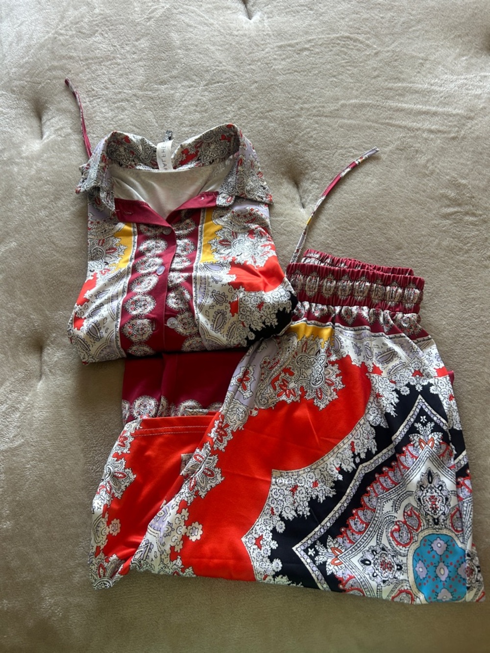 Paisley Print Satin Set in Red, Black, Yellow